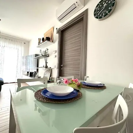 Апартаменты Elegante Bilocale Eur Laurentina *