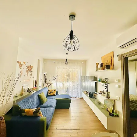 Elegante Bilocale Eur Laurentina *